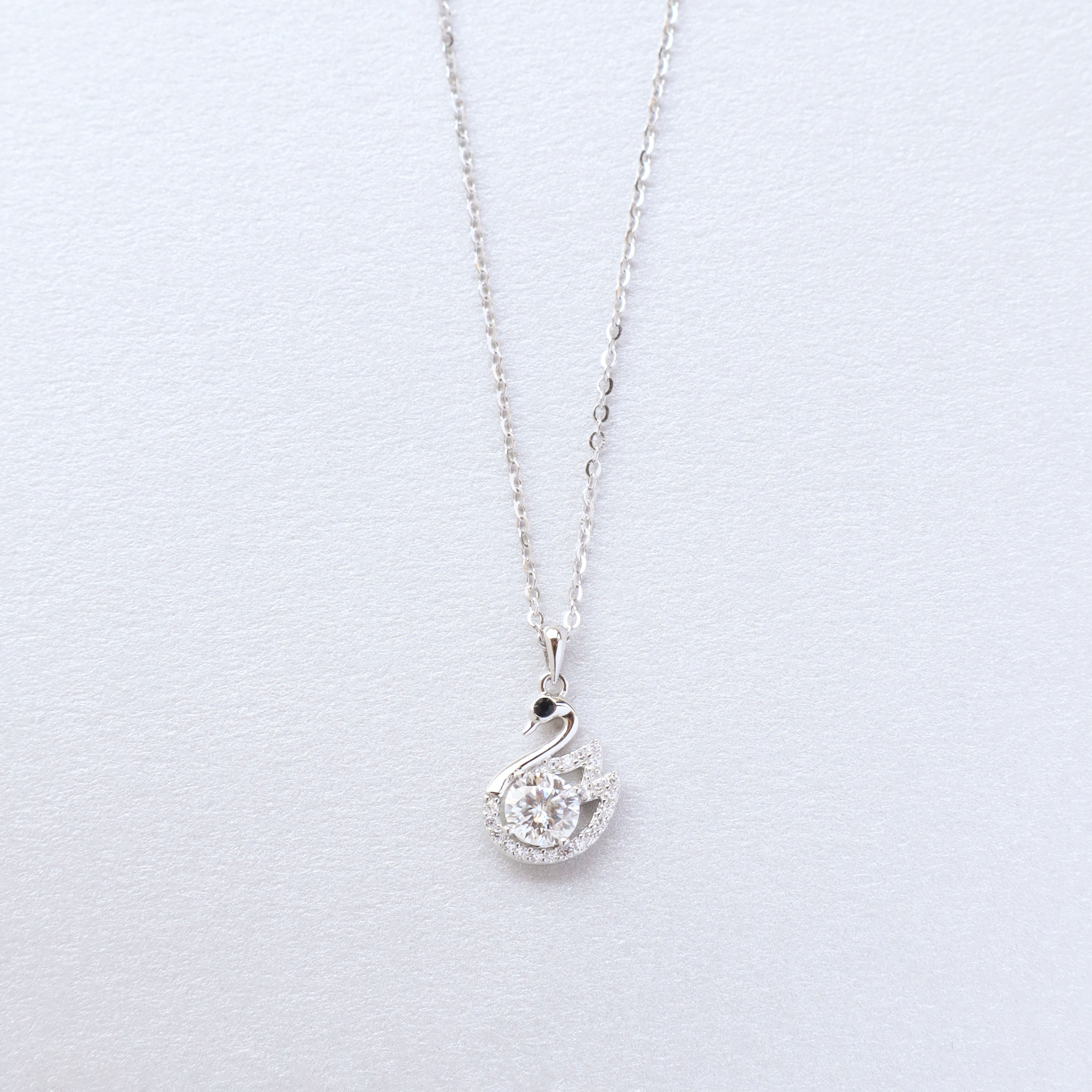 Silver/天鵝湖．莫桑鑽項鍊