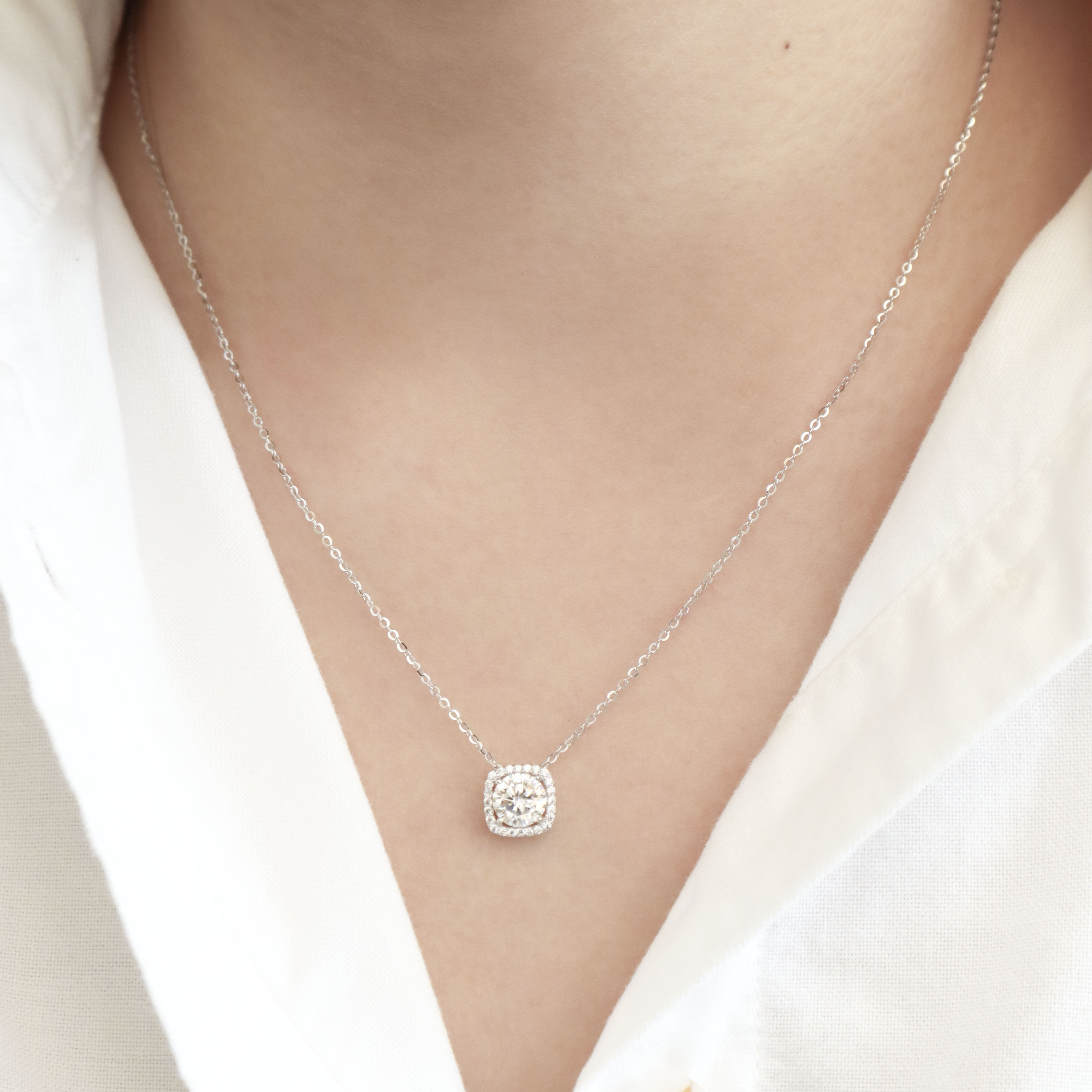 Silver/恆光方鑽．莫桑鑽項鍊