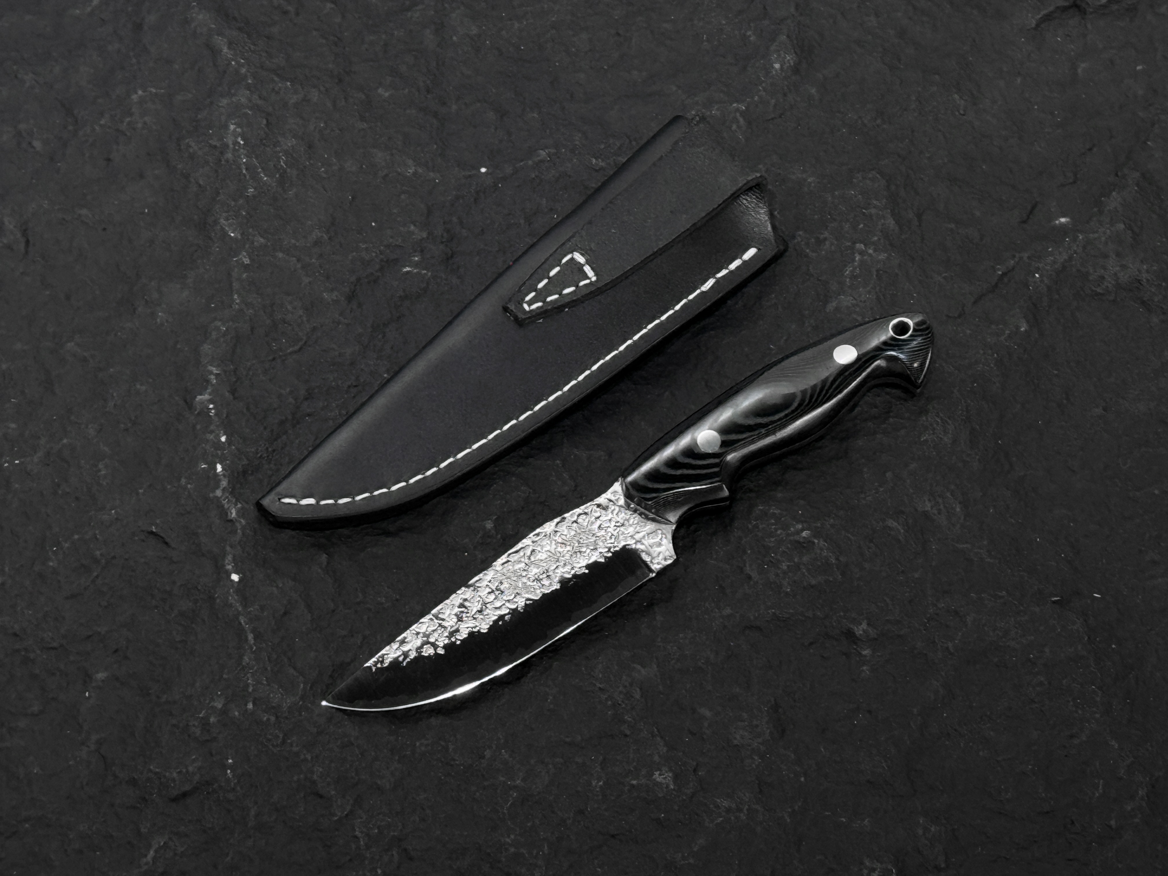 黑崎優 「雫 I」 SG2 槌目 戶外刀 皮革刀套付