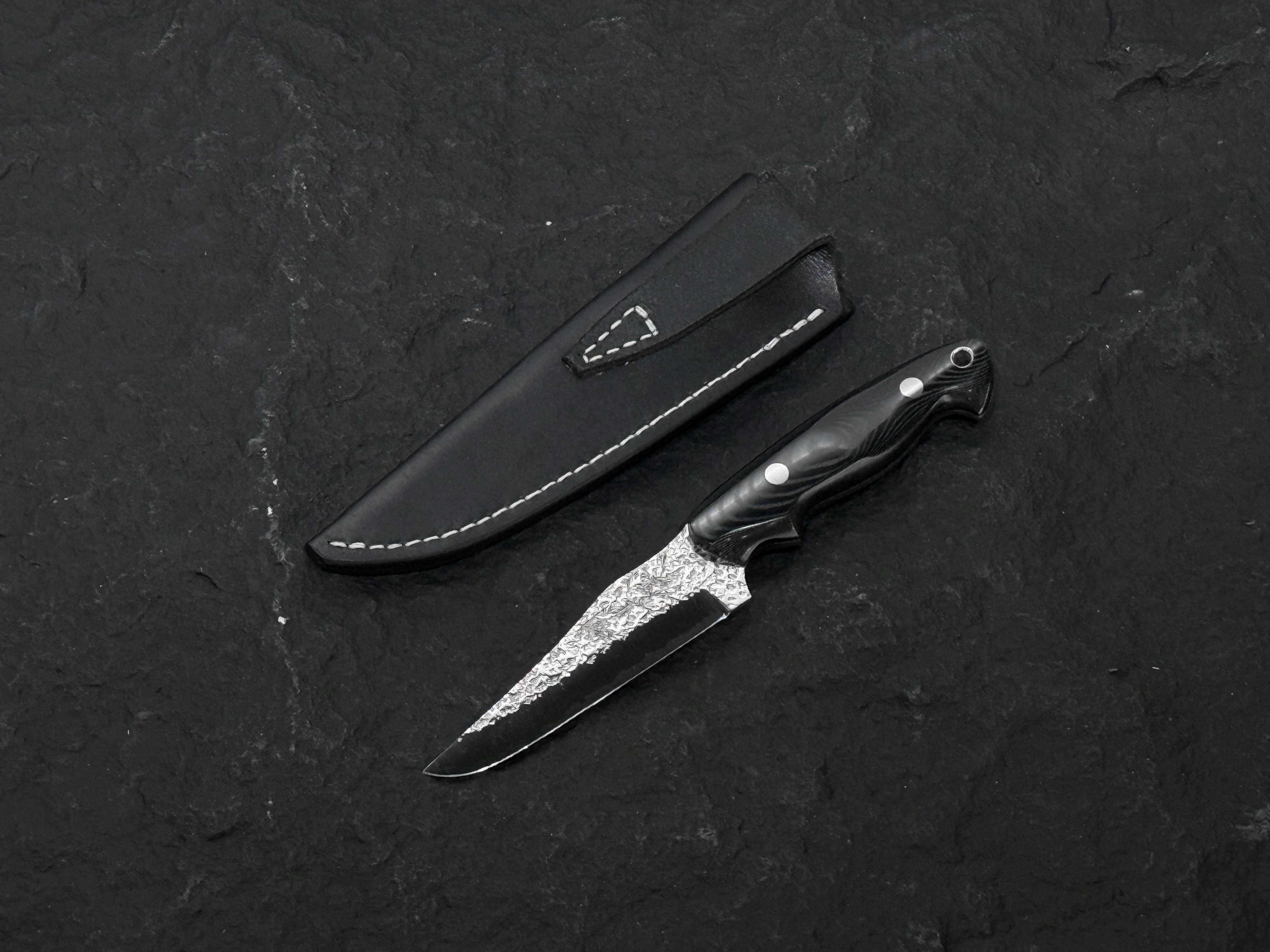 黑崎優 「雫 IV」 SG2 槌目 戶外刀 皮革刀套付