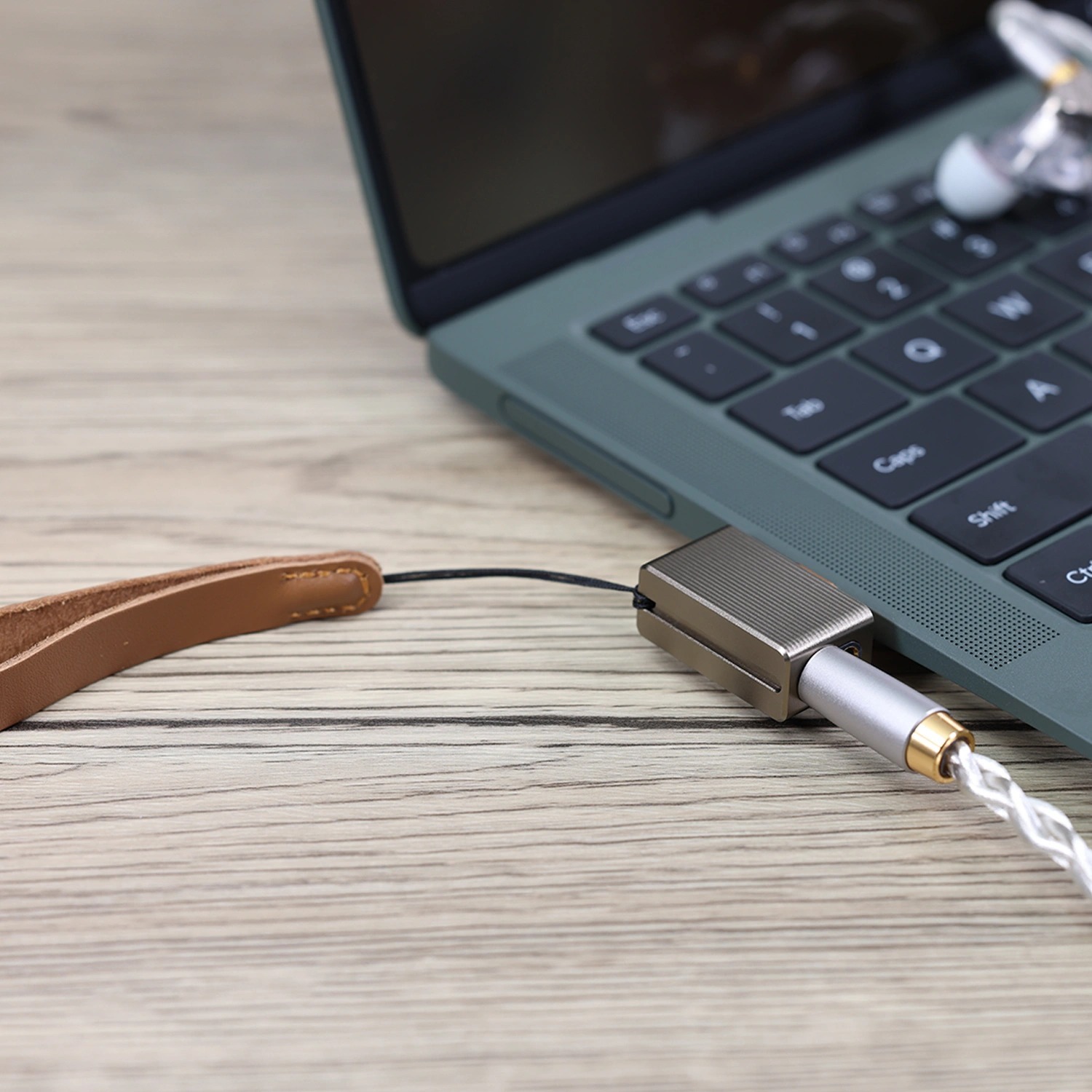 ddHiFi TC44Pro M3 直插式無損解碼耳放