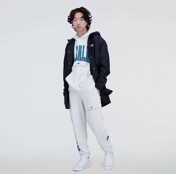 NEW BALANCE 外套 NB 黑 防潑水 長版 連帽 風衣外套 男 UJ31550BK