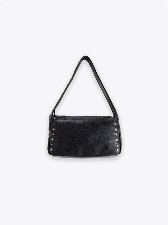 時髦鉚釘腋下包