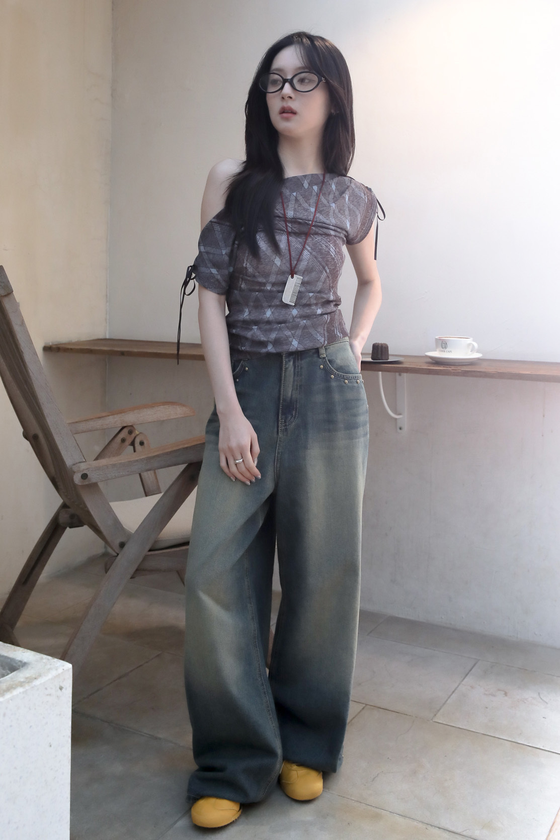 Antique Rivet Denim Jeans #牛仔褲 (S售完不補)