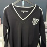 [S] KARL LAGERFELD BLACK LOGO PATCH V-NECK LONG SLEEVE SHIRT, L5BSS739-BLK (SKL1259)