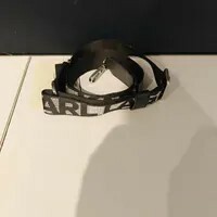 [S] KARL LAGERFELD LH4276DQ-SIL LOGO LETTERING STRAP BAG, SILVER, 196788428171 (SKL1277)