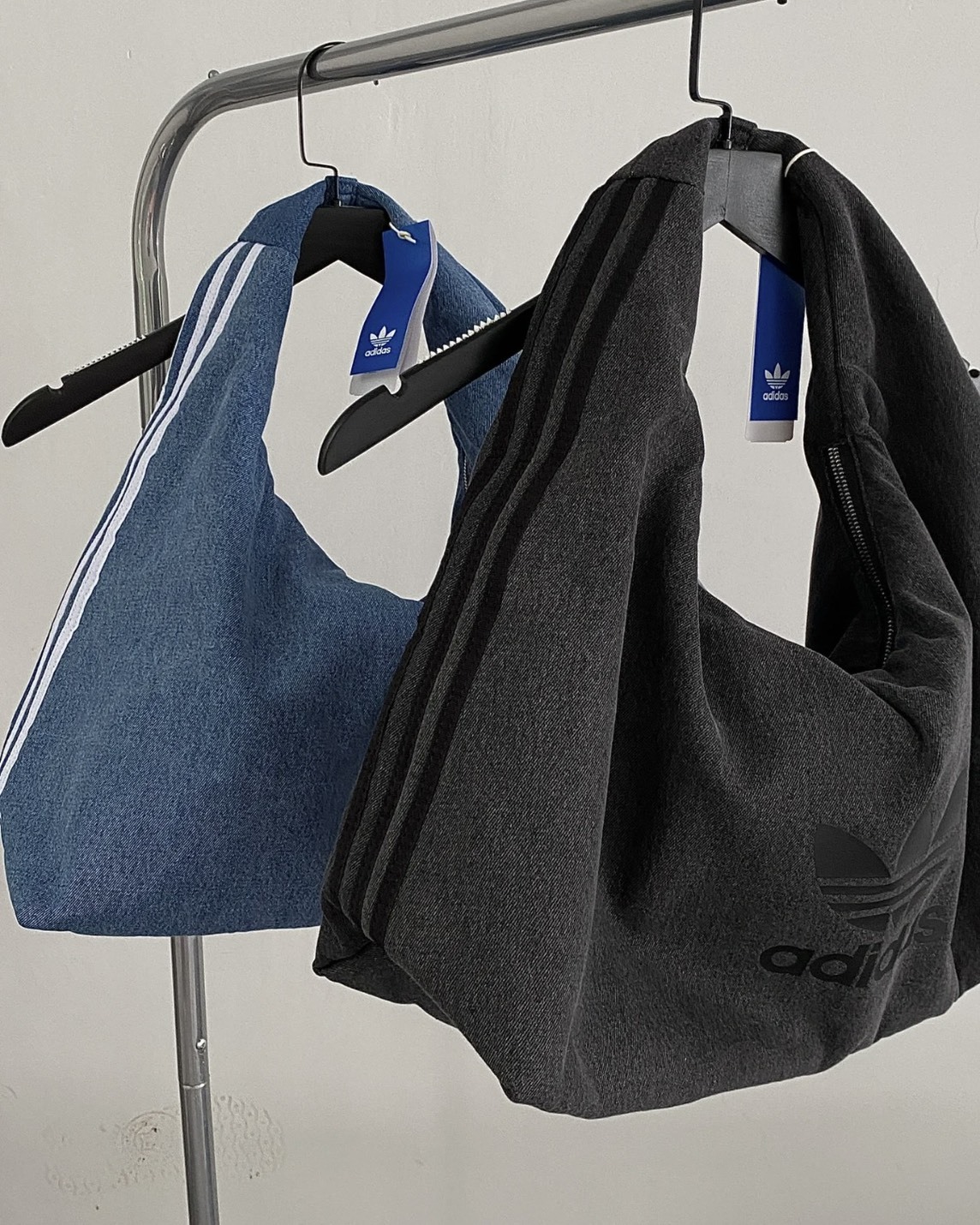 Adidas Original DEMIN 牛仔 丹寧 單肩 大雲朵包 (附小零錢包)