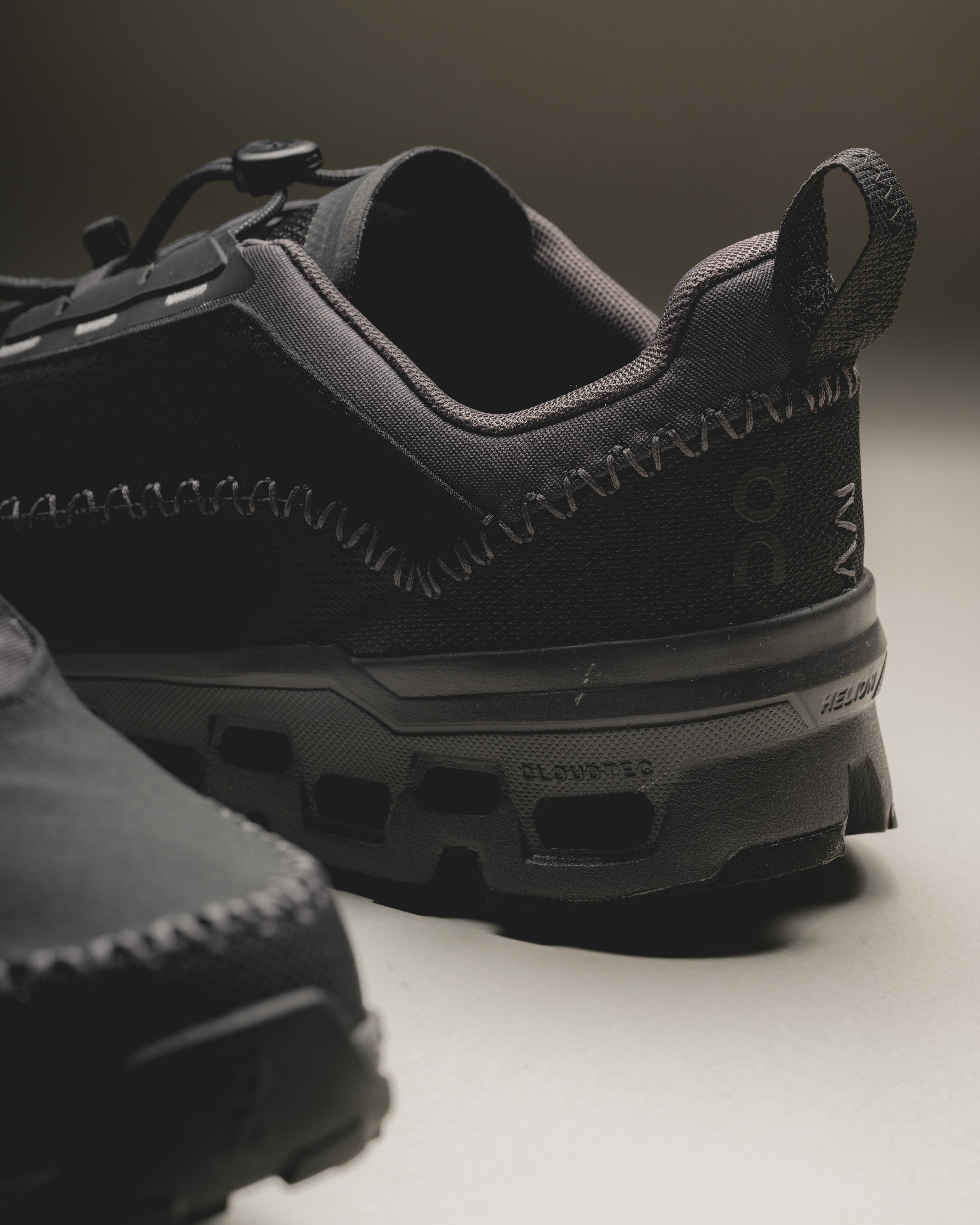 [Instock] ON Cloudaway 2| Black Eclipse |3ME30050106