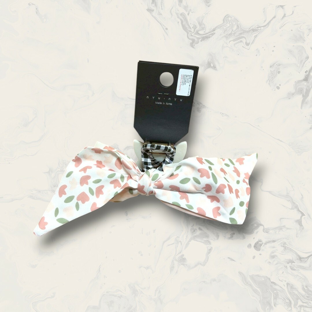 韓國直送髮飾 中大貓咪格紋布打圈後絲巾大蝴蝶結鯊魚夾