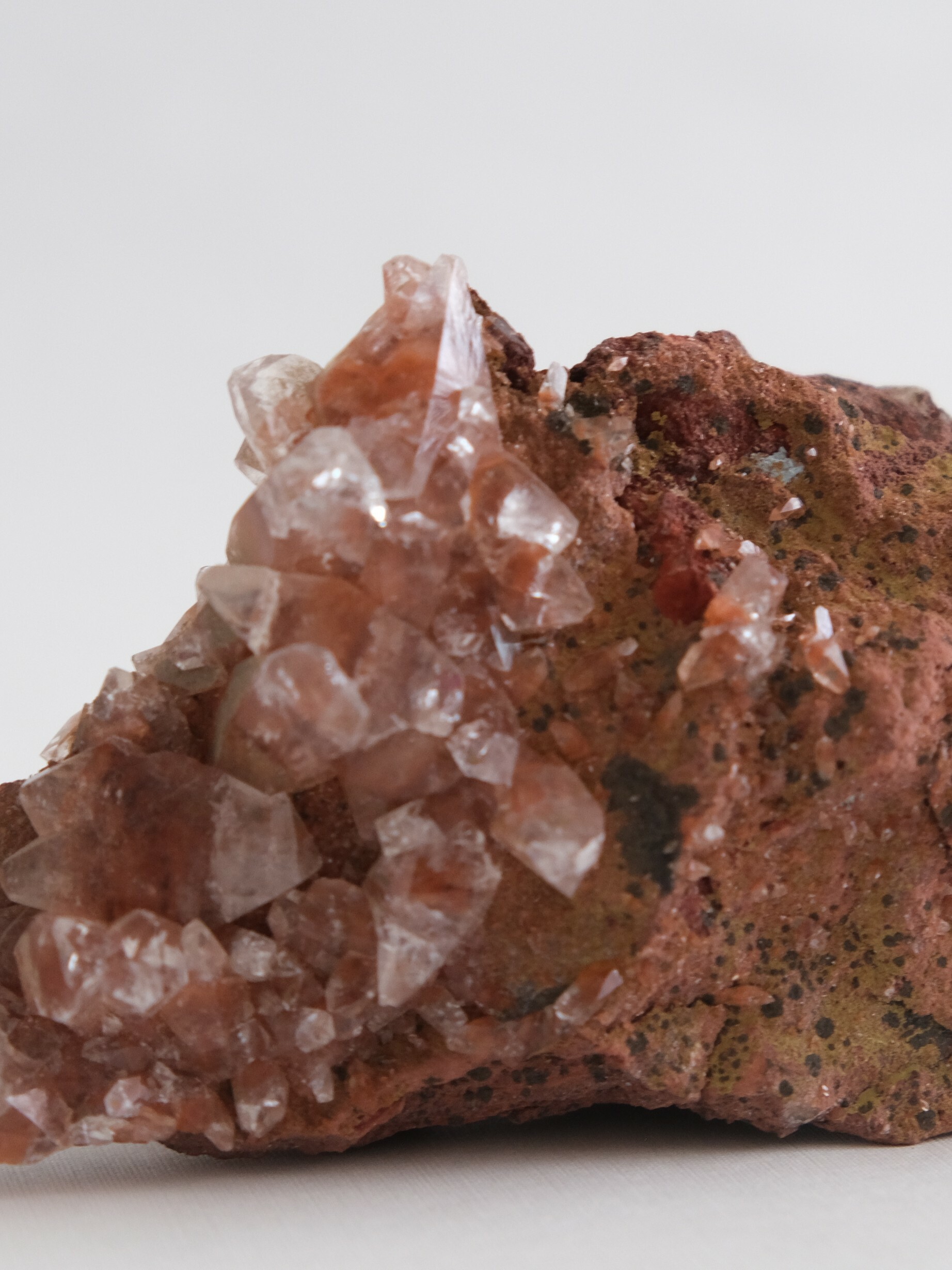 紅水晶簇-紅色方解石水晶 Red Calcite