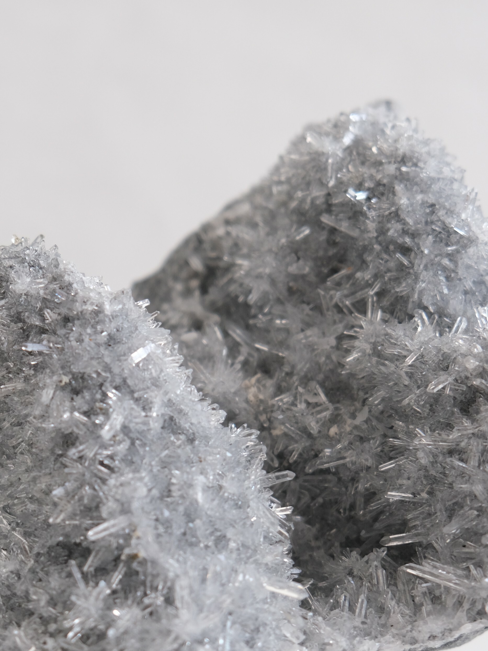 情緒沉靜之石-星霧藍晶簇