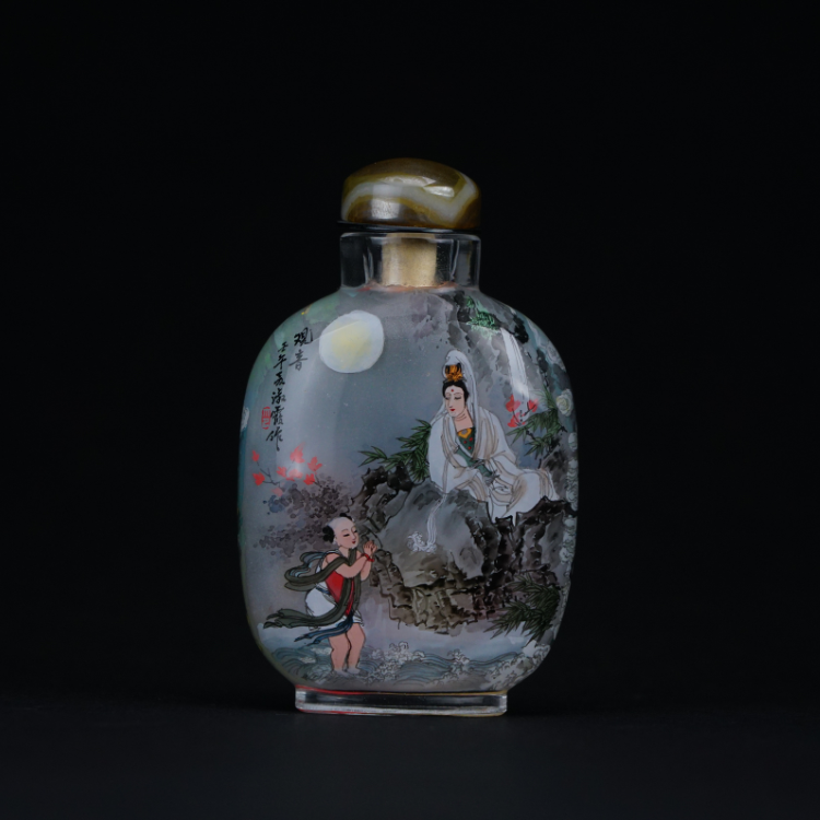 鹿港窯典藏內畫工藝|觀音鼻煙壺 慈悲觀音凝現靈性莊嚴與寧靜慈愛