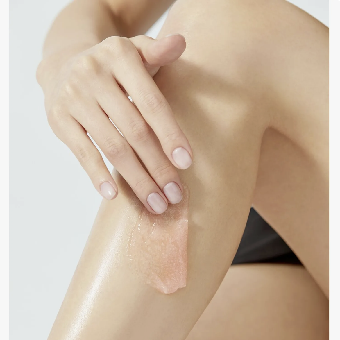 medicube RED積雪草身體磨砂膏 270g