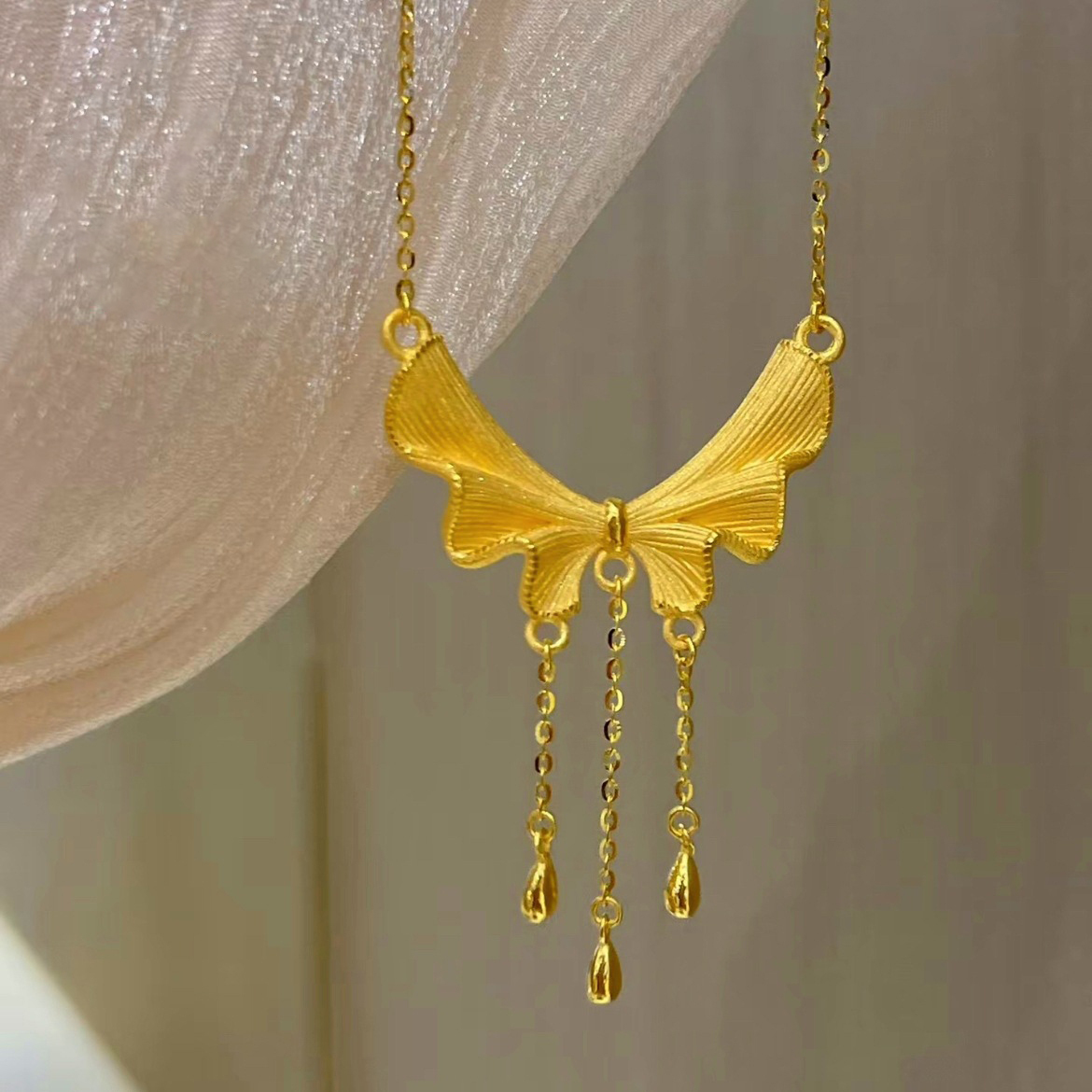 【金輝】流蘇蝴蝶結一體古法沙金項鍊/鎖骨鍊