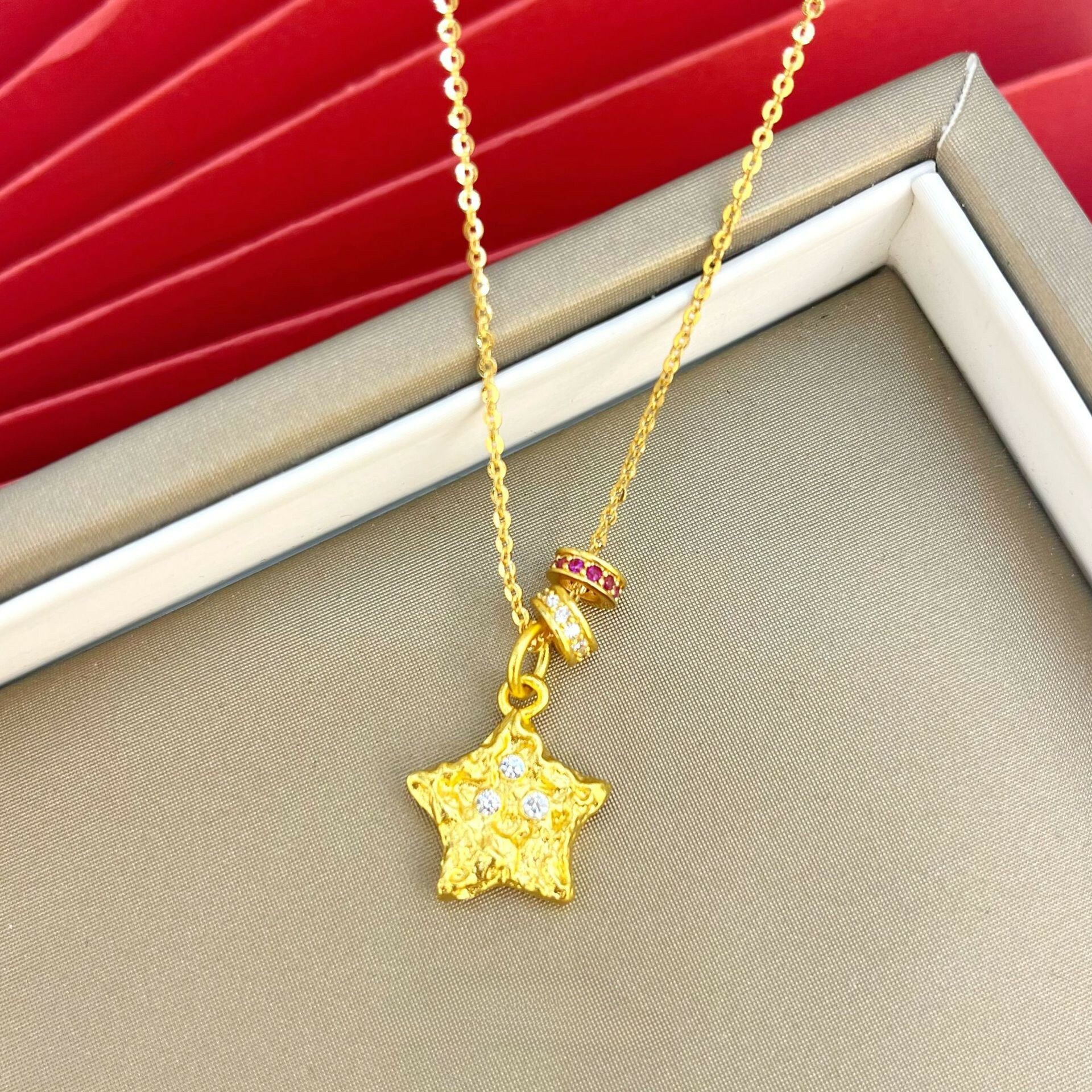 【金輝】鑲鑽錘文好運五角星古法沙金項鍊