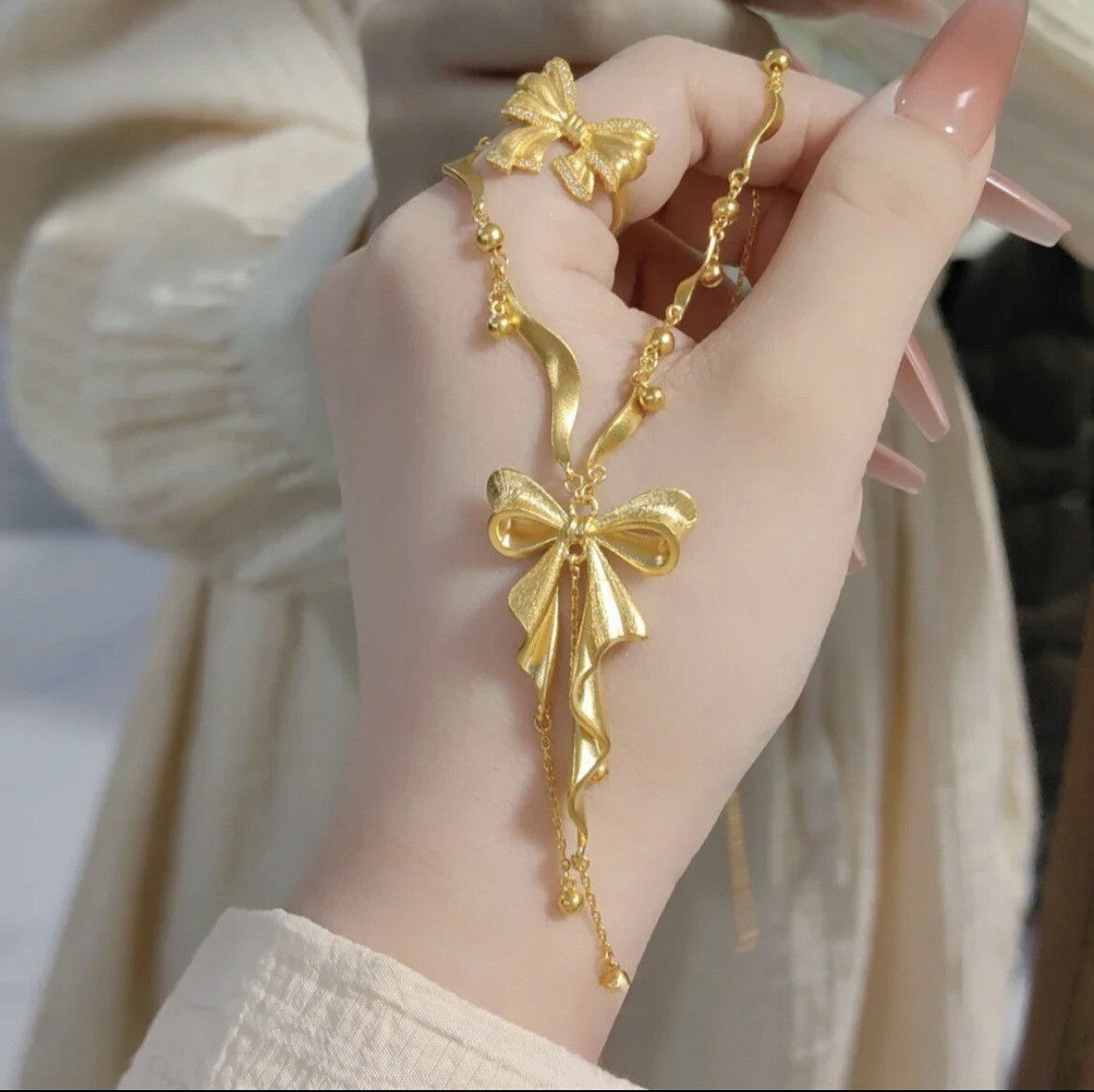 【金輝】蝴蝶結流蘇古法沙金氣質鎖骨鍊/項鍊