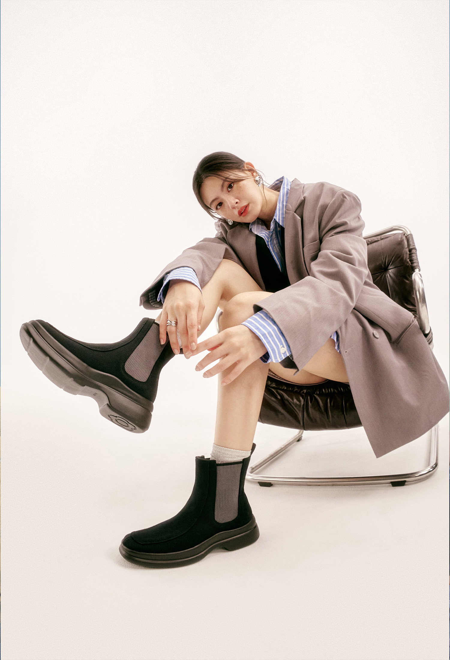 流線切爾西厚底短靴 經典黑