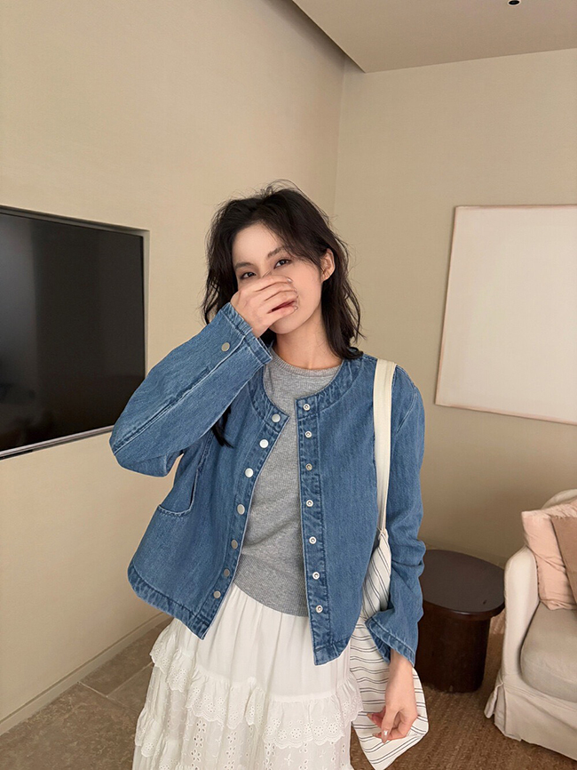 秋 輕盈感牛仔外套-現貨