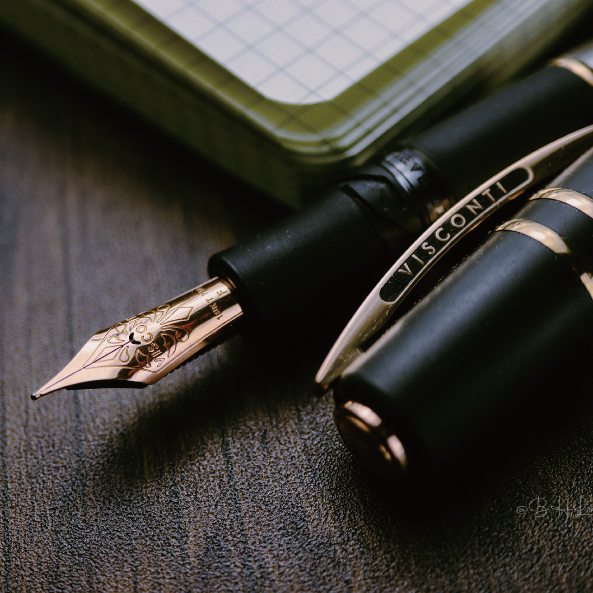 Visconti 智人系列火山岩銅（觀墨窗升級版） Crystal Dream Bronze