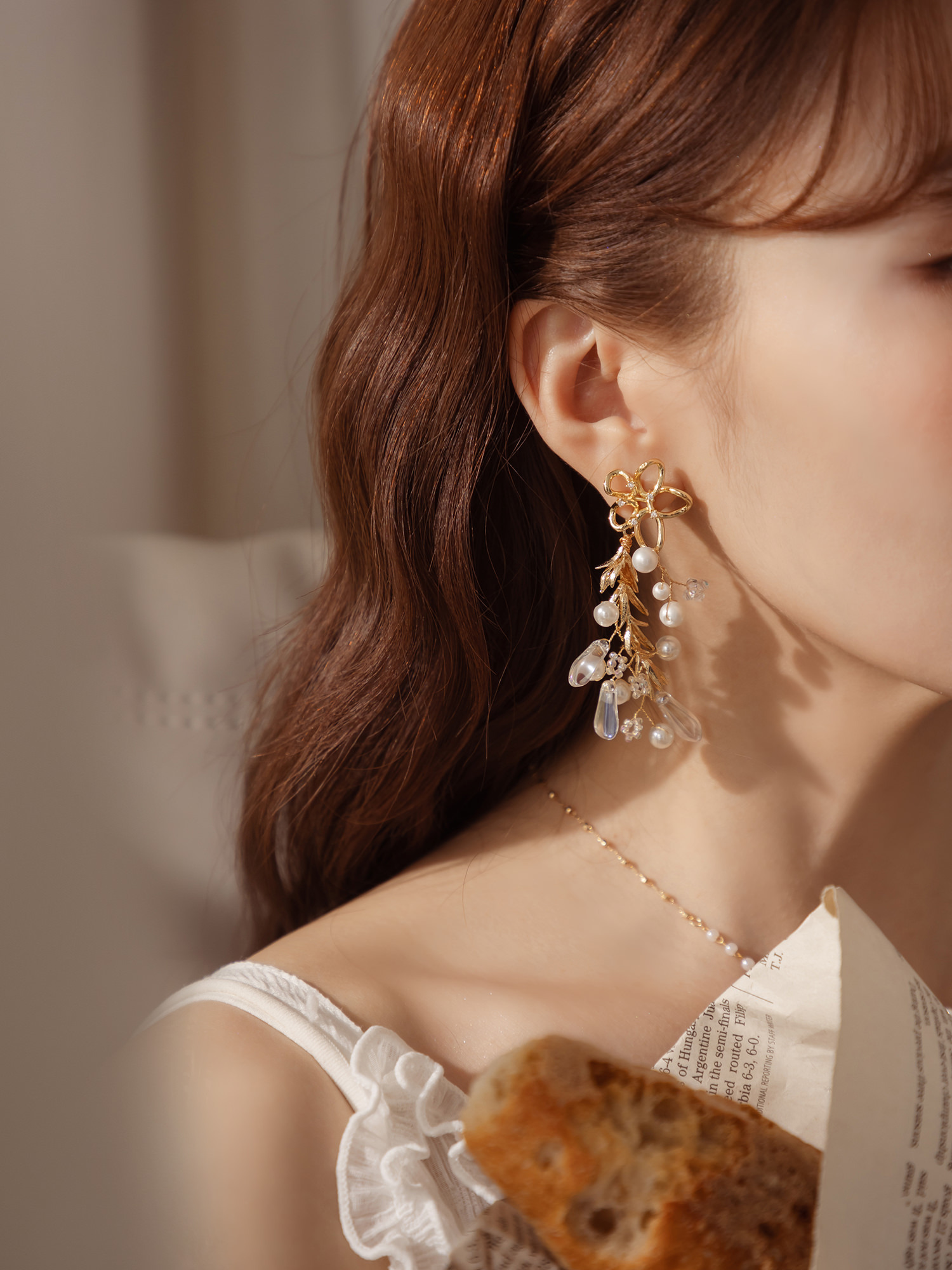 淺春戀人牌。(2way)MUCHAT手作14KGP珍珠鏤空花朵耳骨耳環