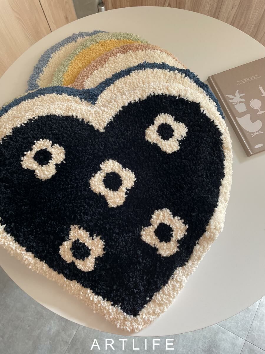 簇絨小花愛心地毯