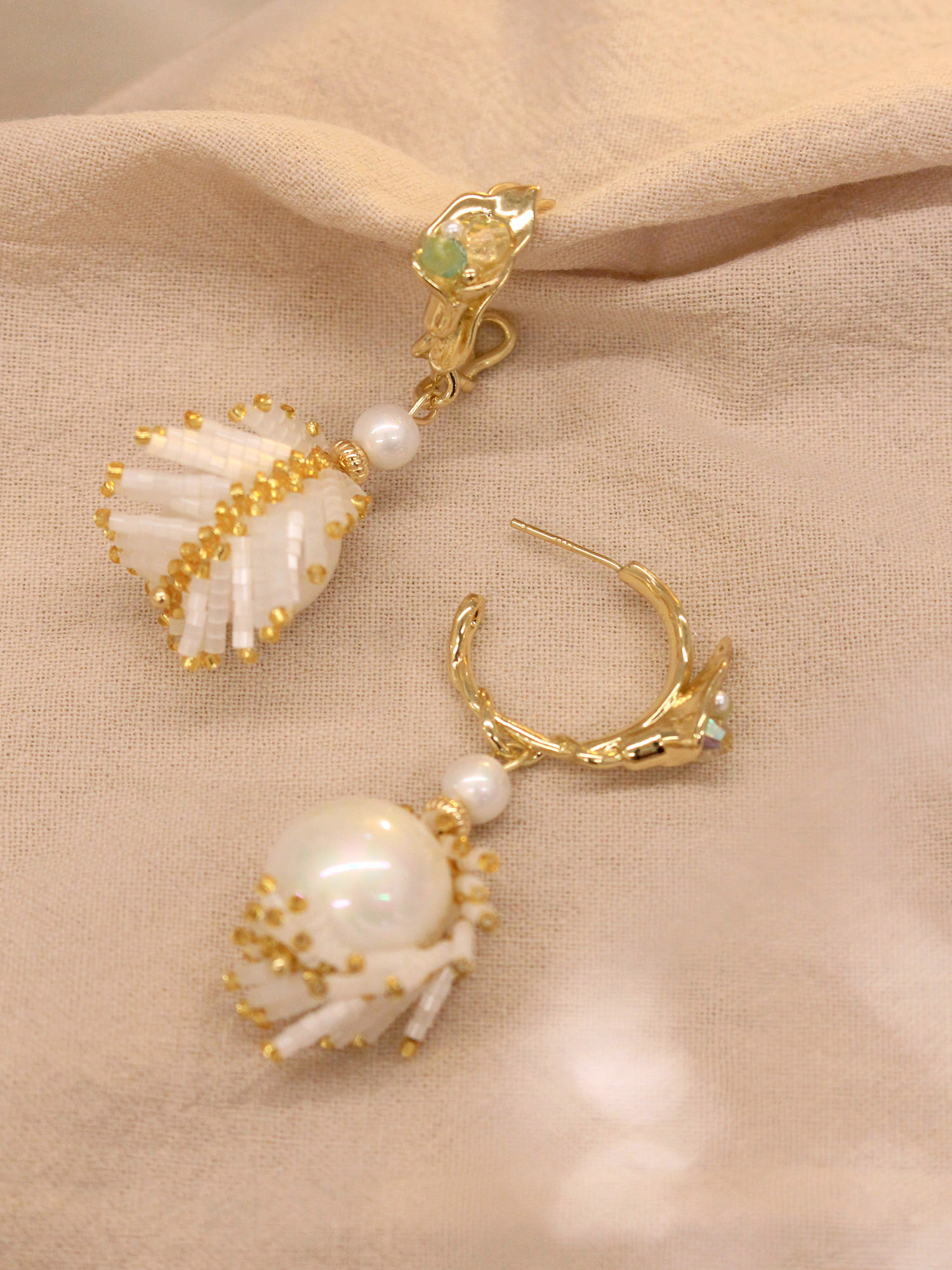 國王送的舞鞋。MUCHAT手作14KGP珍珠藤蔓花純銀針C圈耳環