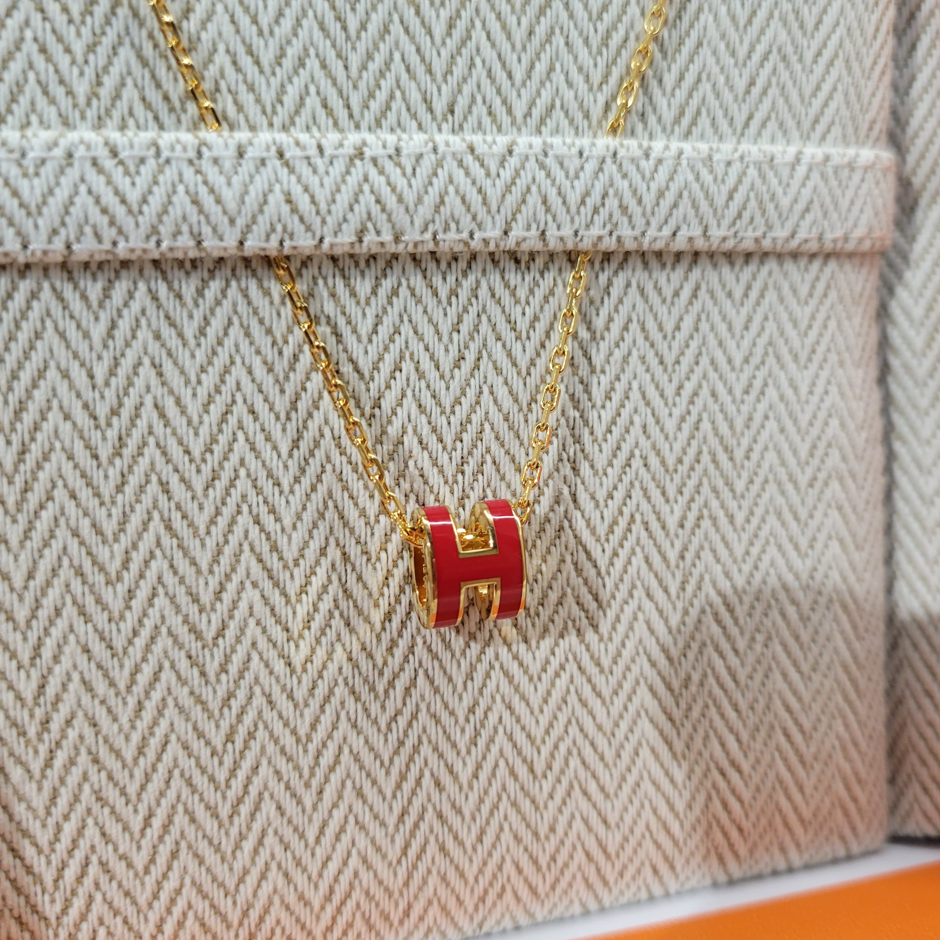 HERMES MINI POP H PENDANT ROUGE VIF F 正紅色頸鏈金扣