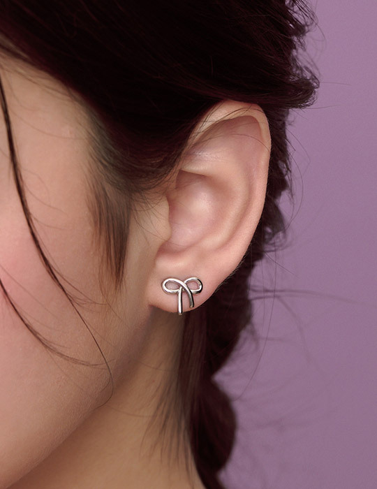 浪漫少女蝴蝶結。夾式耳環(銀)