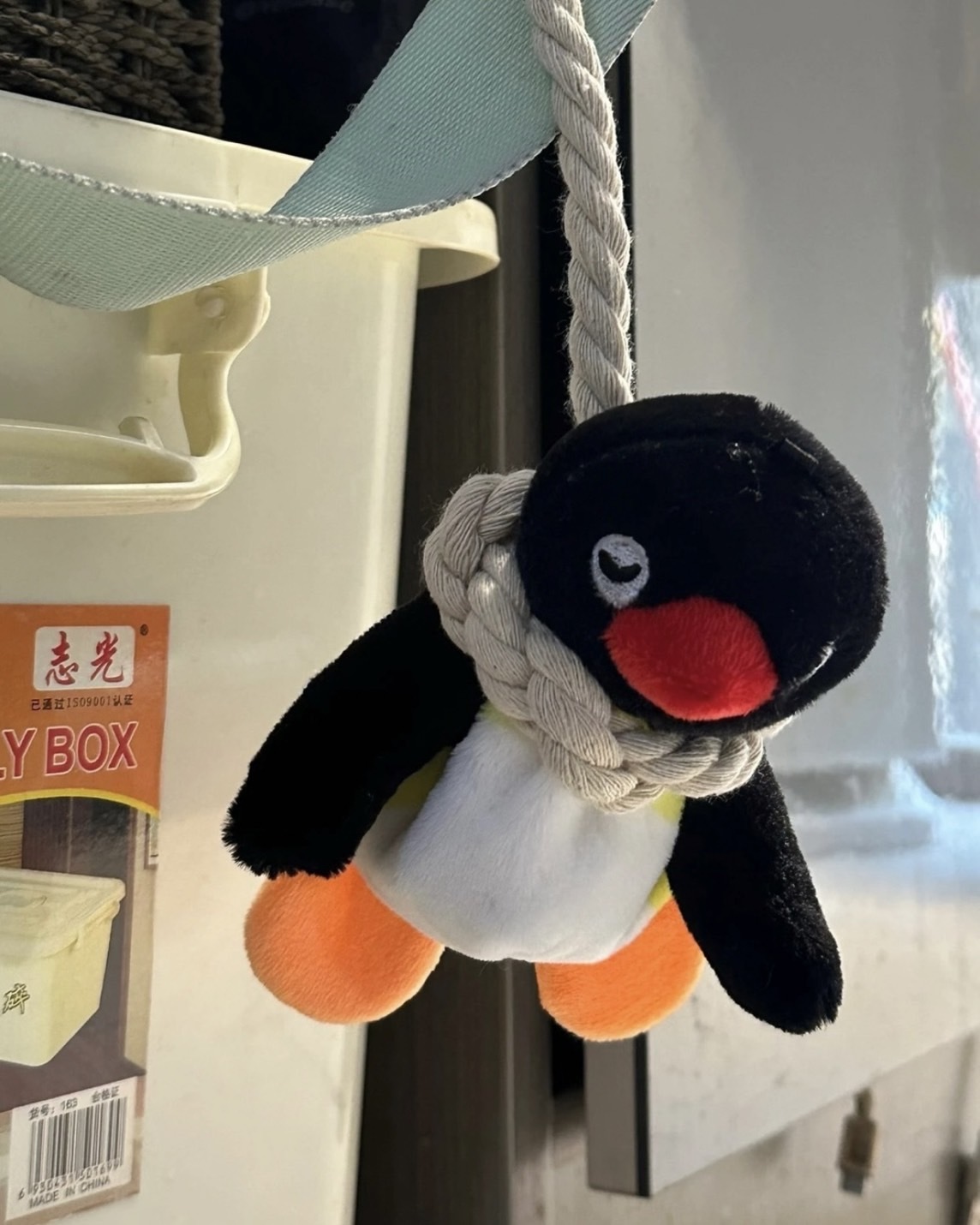 KTQ STORE ‧ Pingu 企鵝公仔 吊索搞怪企鵝