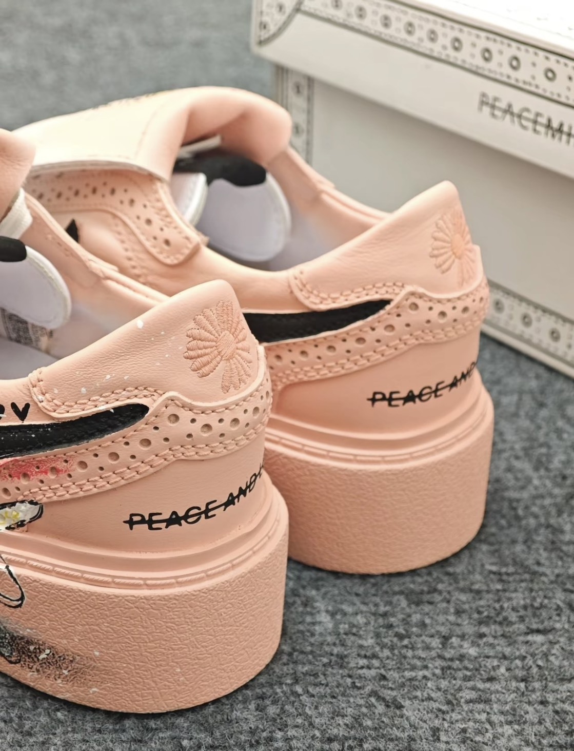 【訂製鞋款】Peaceminusone x Nike Kwondo 4 烏托邦幻想時尚 小雛菊 權志龍3.0 DH2482100