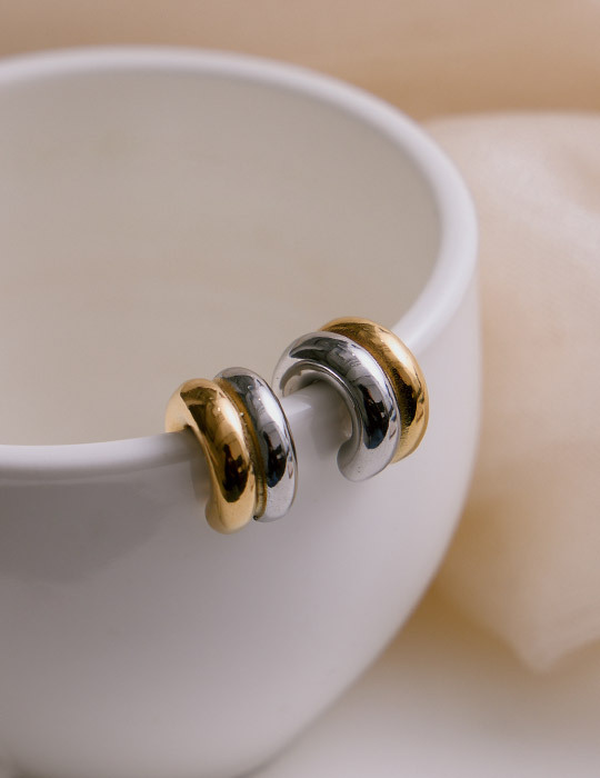 【鈦鋼】雙色半C型耳環(金)