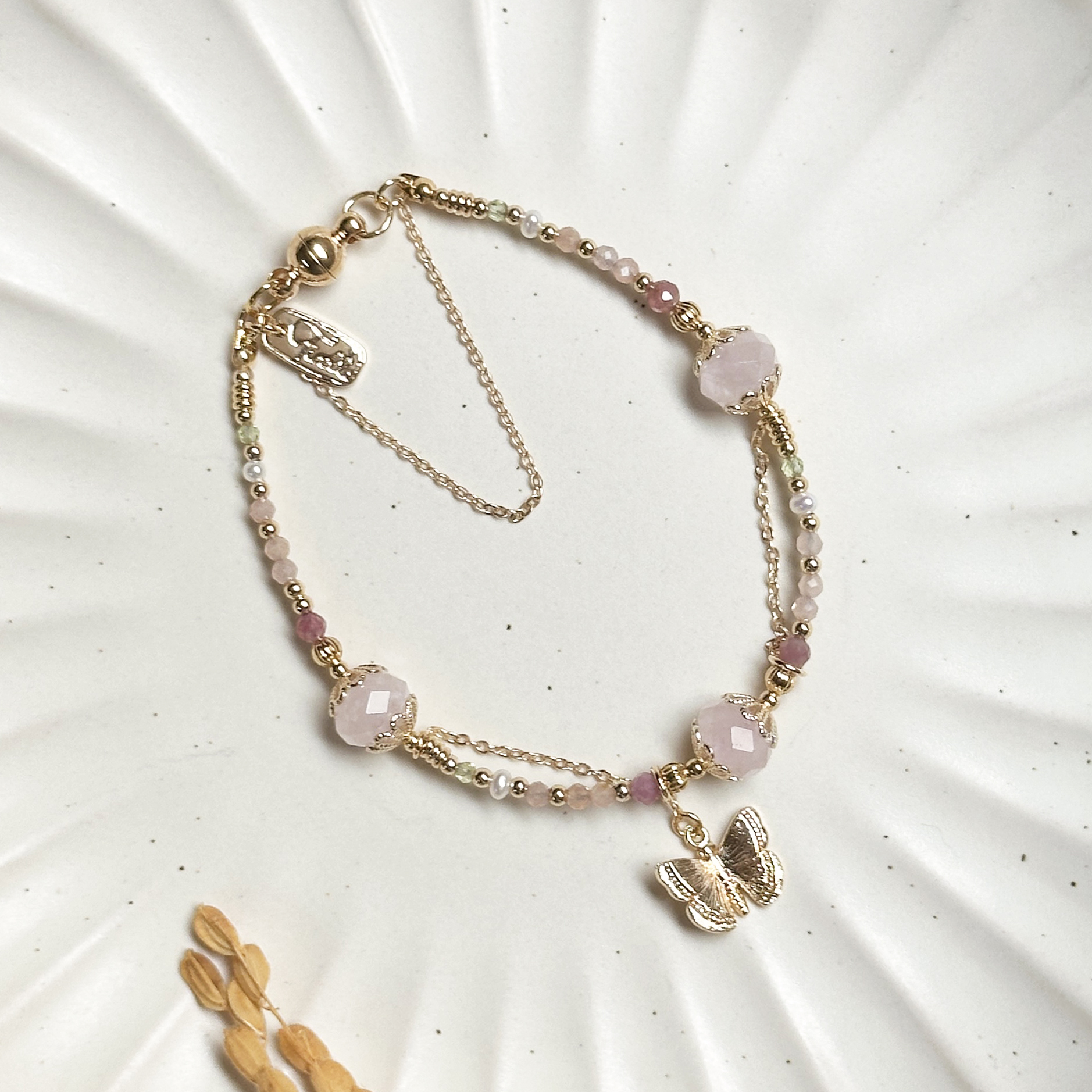 生日花 · 捌月參 · 蜀葵花 – 粉晶 – 手鍊