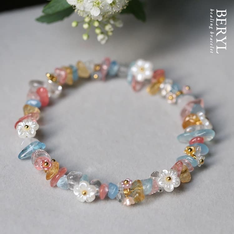 花團錦簇，水晶隨形多福多寶手環