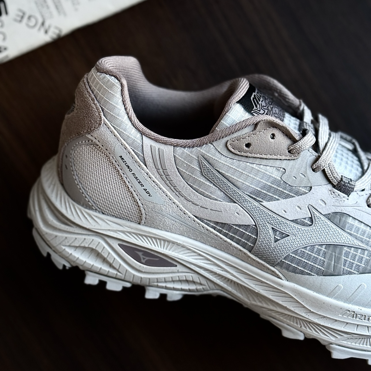 預訂 | Mizuno Racer ADV 淺灰色