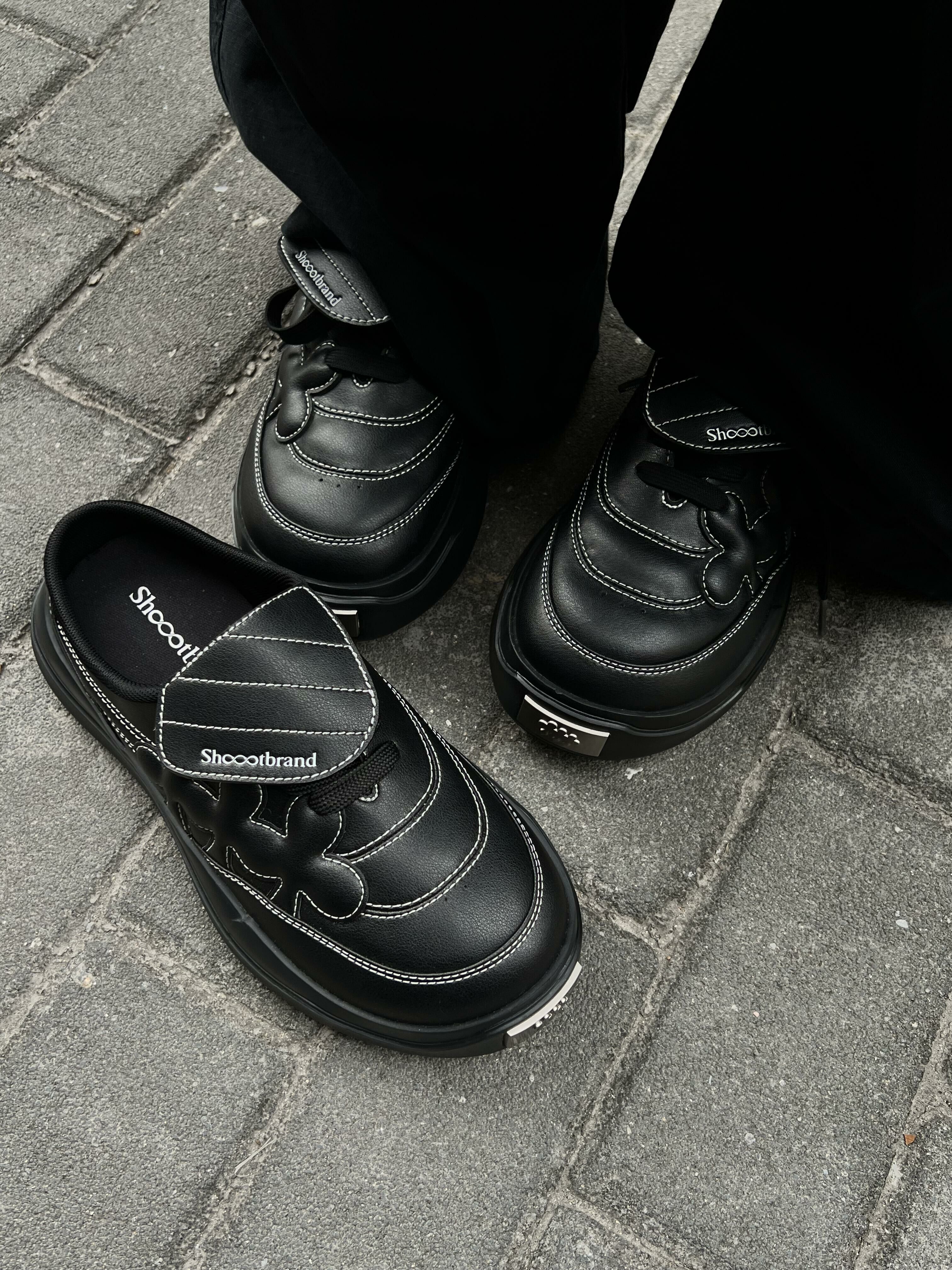 SHOOT BRAND RANDOM 重組系列 全黑 外縫線 翻蓋 金屬標  半拖 勃肯鞋 男女同款/預購