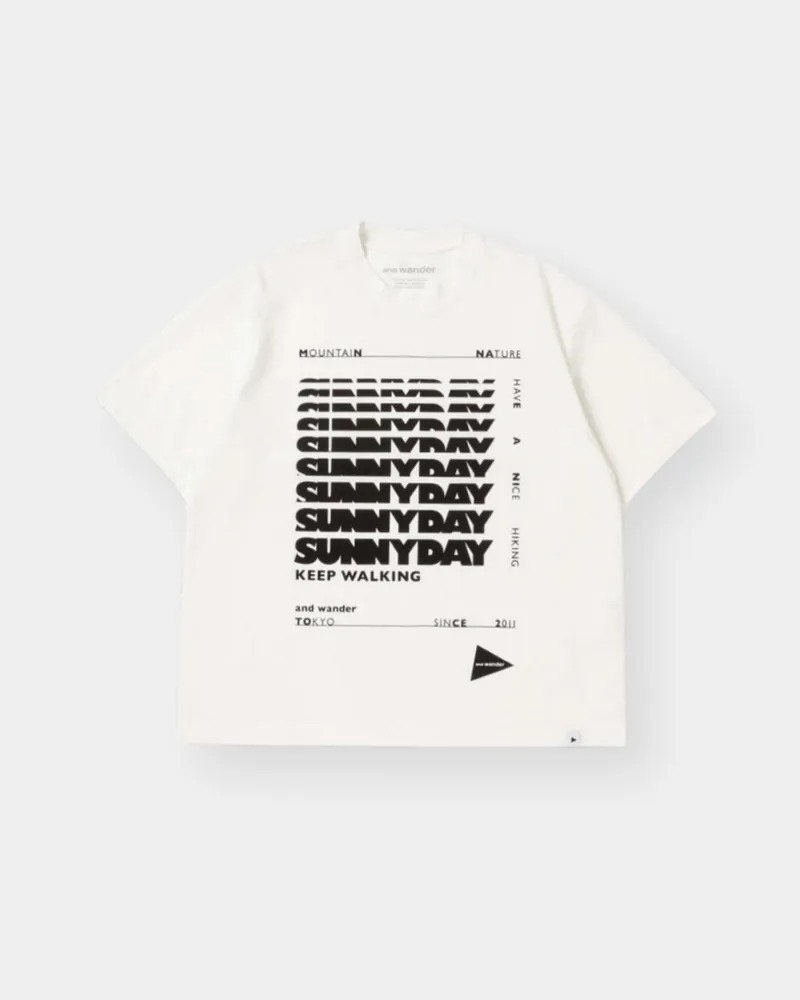 and wander｜SUNNYDAY Printed Wide SS T "White"