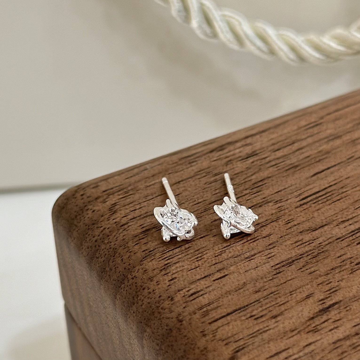 H02愛心星球純銀耳針