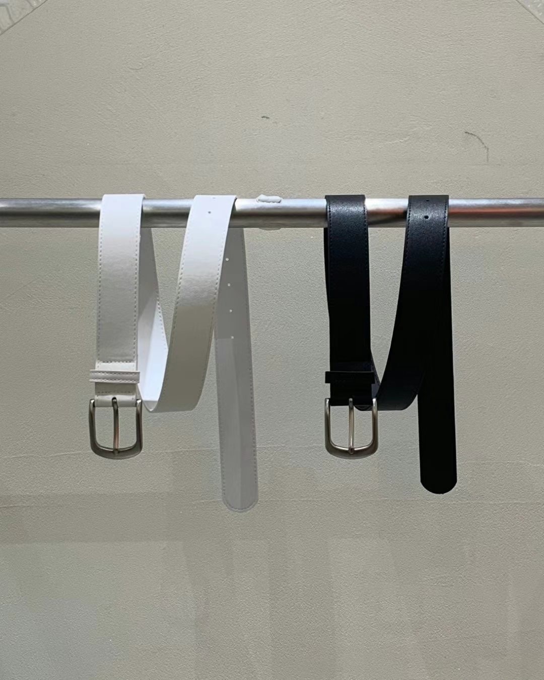 素面極簡真皮腰帶
