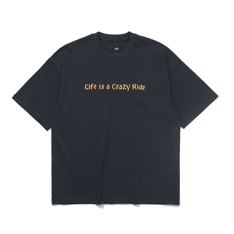 Madness "LIFE IS A CRAZY RIDE" HYBRID 短T (2色)