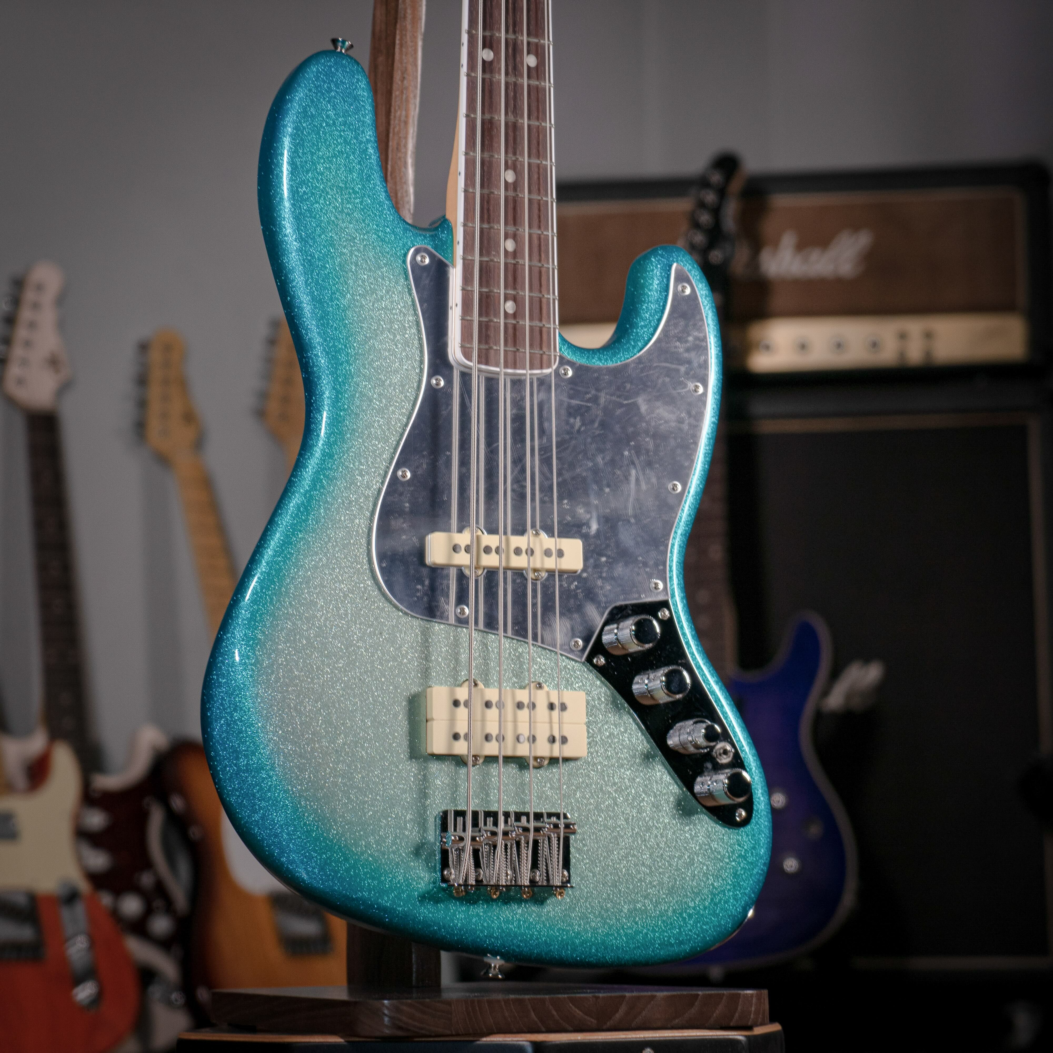 簽名款 Fender LTD Player Plus Blu DeTiger Jazz Bass 電貝斯