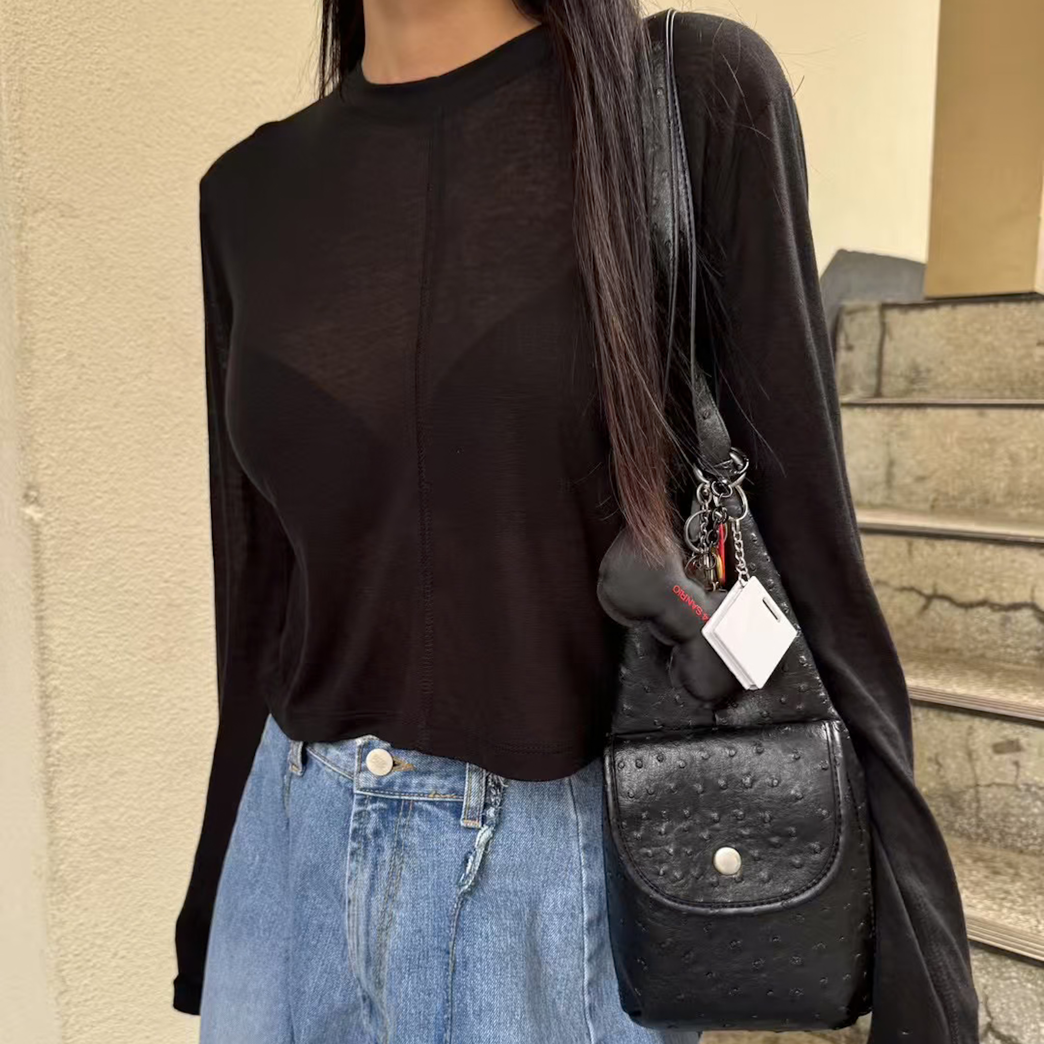 車線微透天絲短版上衣(白/藍/黑）