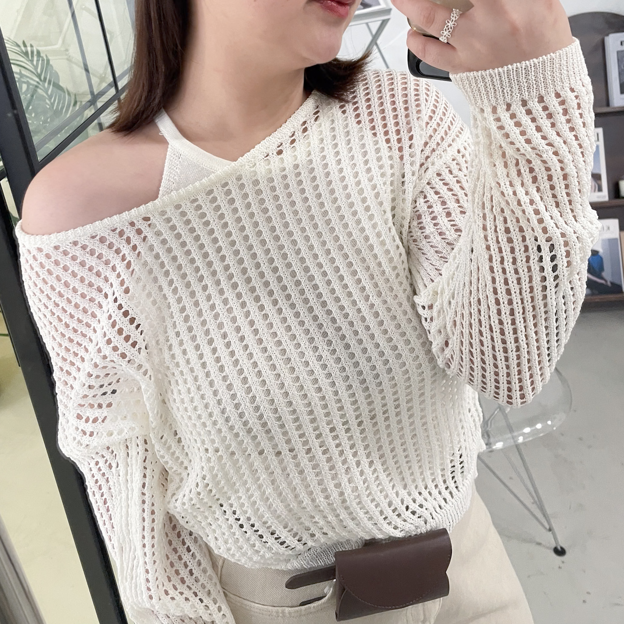 兩件式削肩背心洞洞上衣(白)