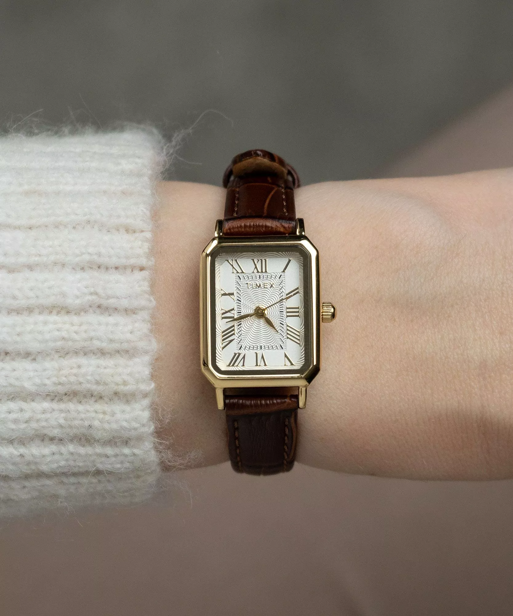 萬年鐘錶 - TIMEX 天美時  Dress 系列  經典羅馬時標方形皮革女錶 TW2Y00900 錶徑21MM