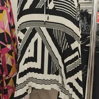 [S] KARL LAGERFELD SOFT WHITE/BLK PLEATED HIGH WAISTED MIDI SKIRT, L4DN8363-S8W (SKL1314)