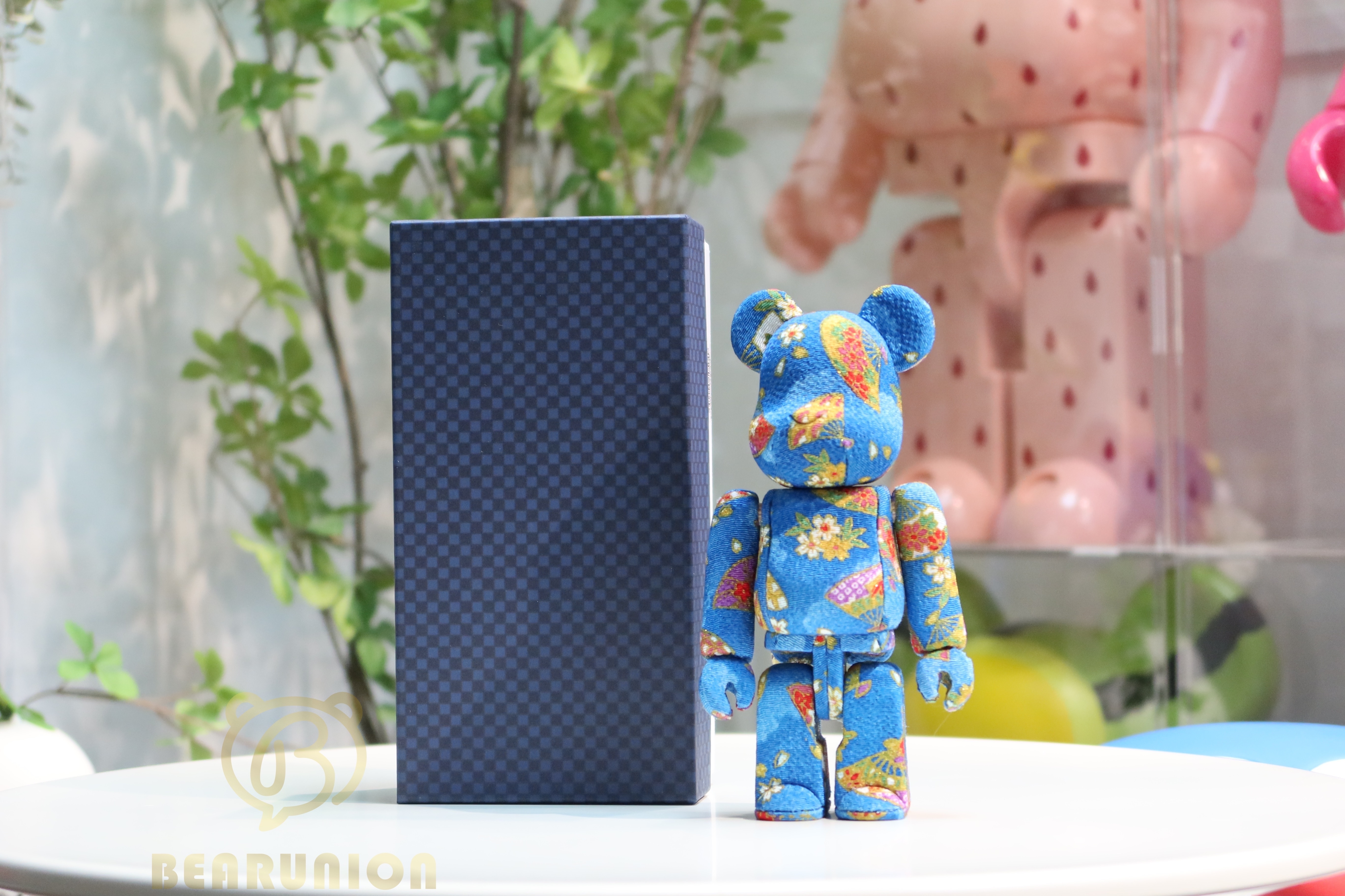 🥇現貨🥇Bearbrick 200% Kakinuma Doll Figure made in Japan Blue