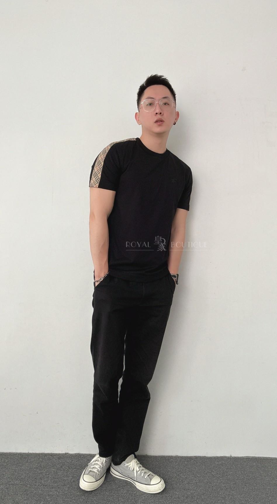 BURBERRY 連肩格紋串標短T