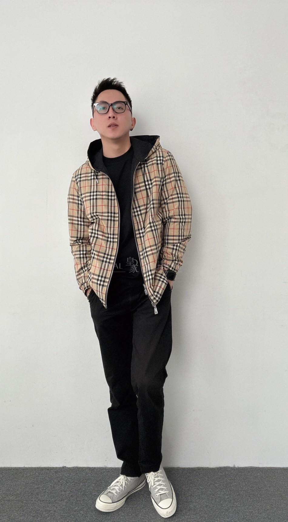 BURBERRY 格紋雙面連帽防風外套夾克