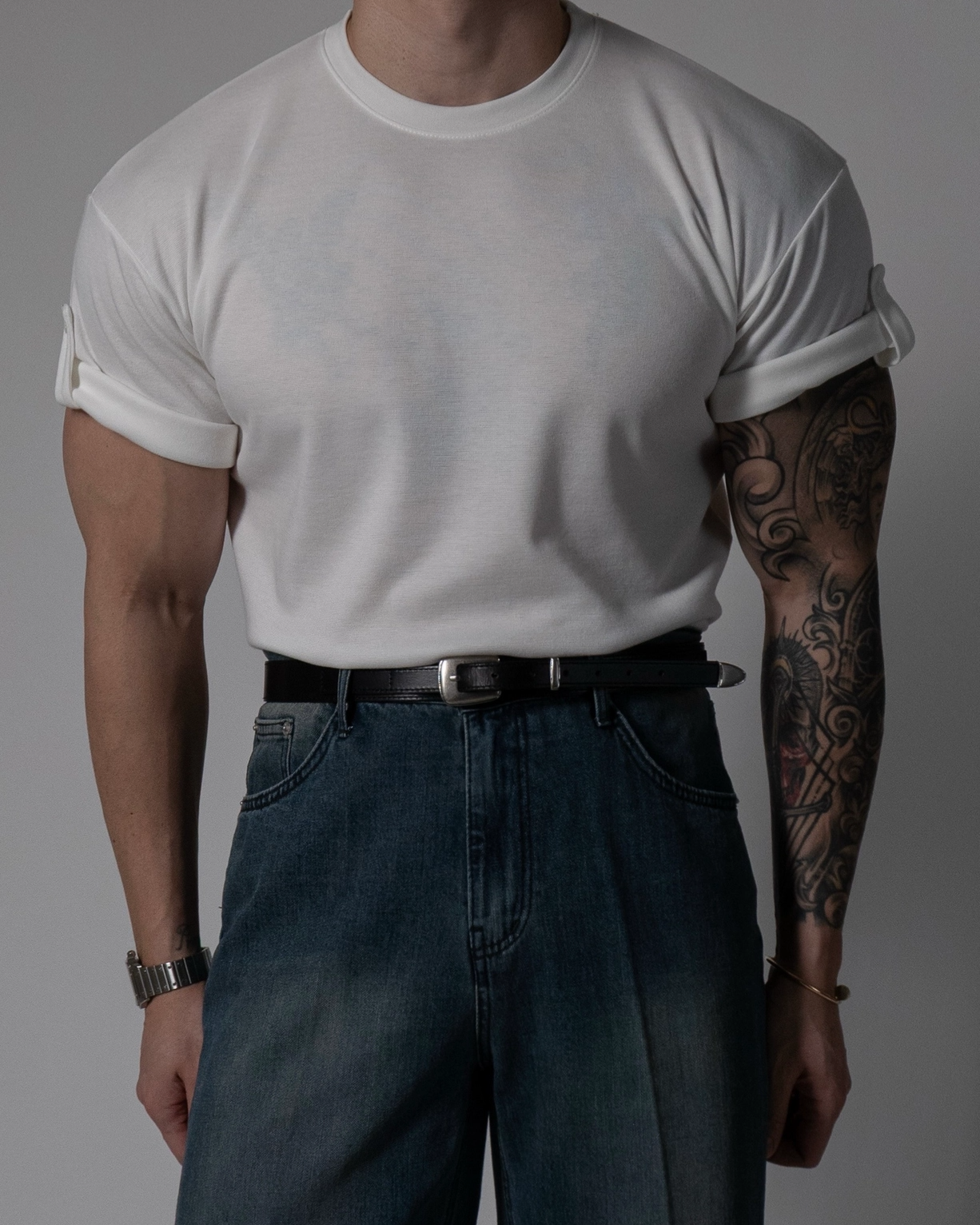 捲袖設計短袖T卹