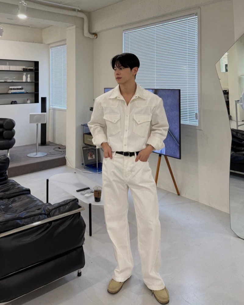 Freck 牛仔直筒寬褲