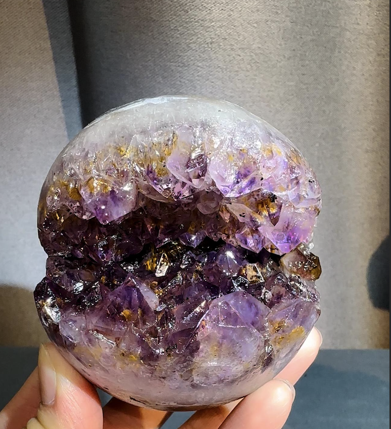 天花板紫鈦水晶開口笑